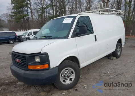 2015 GMC Savana 2500 Work Van z USA, uszkodzony, nr VIN 1GTW7FCF0F1246977